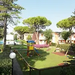 Lejlighed In A House With Garden Bibione